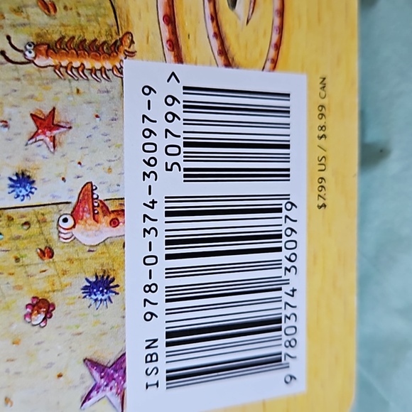 Children's 🎄Hardcover Books: The Pout Pout Fish & There is a bird on your head. - Picture 4 of 15